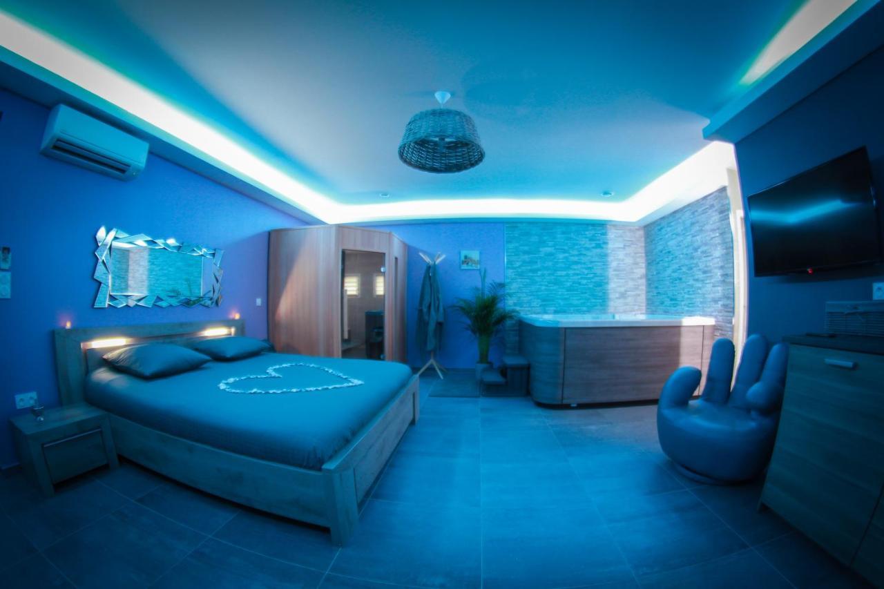 Nuit Vip Spa Sauna Privatif Le Rove Екстер'єр фото